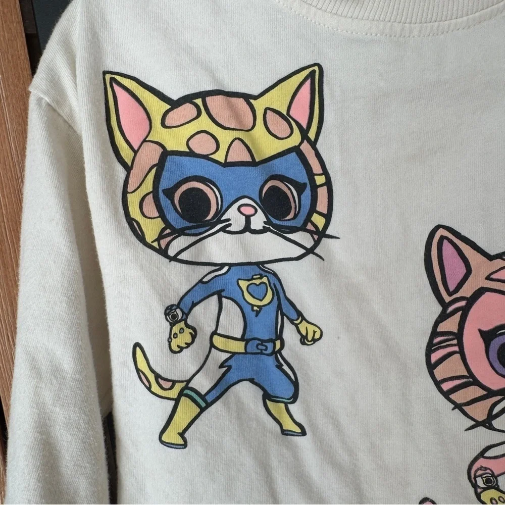 Zara Kids x Disney Jr. super kitty squad long sleeve tee crewneck colorful beige